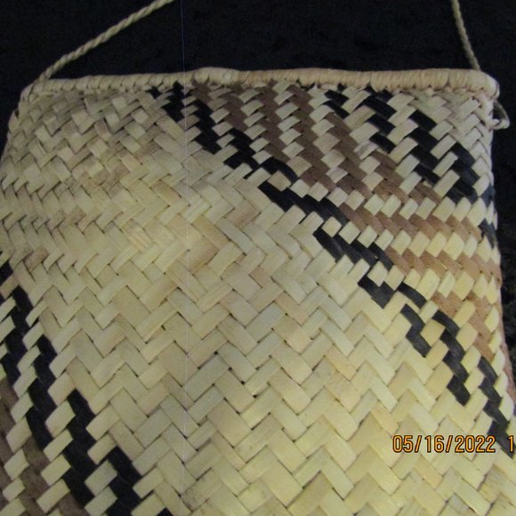 Hand Made Straw Shoulder Purse Hand Made in Mexico - Picture 2 of 6